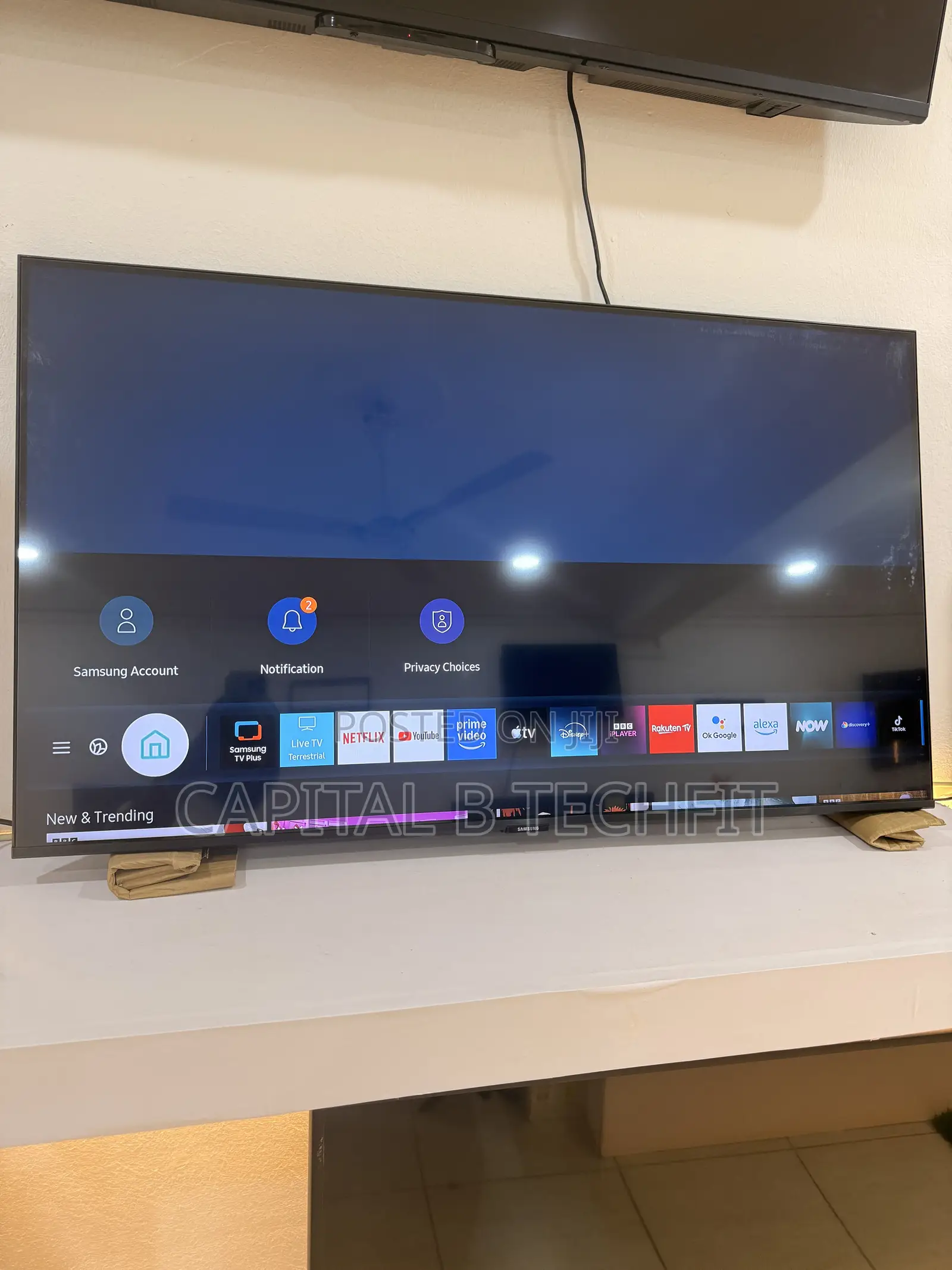 43inches Crystal Full Digital Satellite 4k HDR UHD SMART SAMSUNG TV
