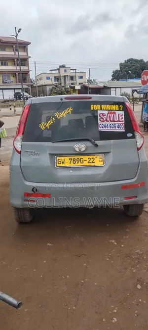 Toyota Passo Sette 2010 Gray