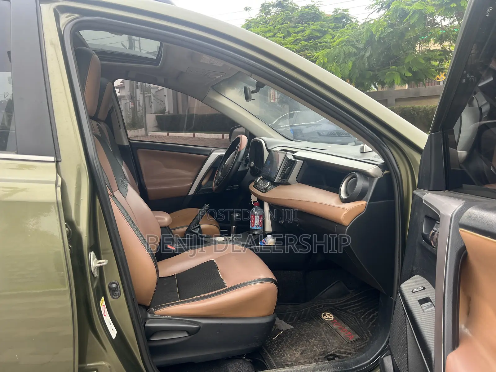 Toyota RAV4 2015 Green