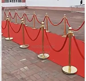 Stanchion Barricade Gold