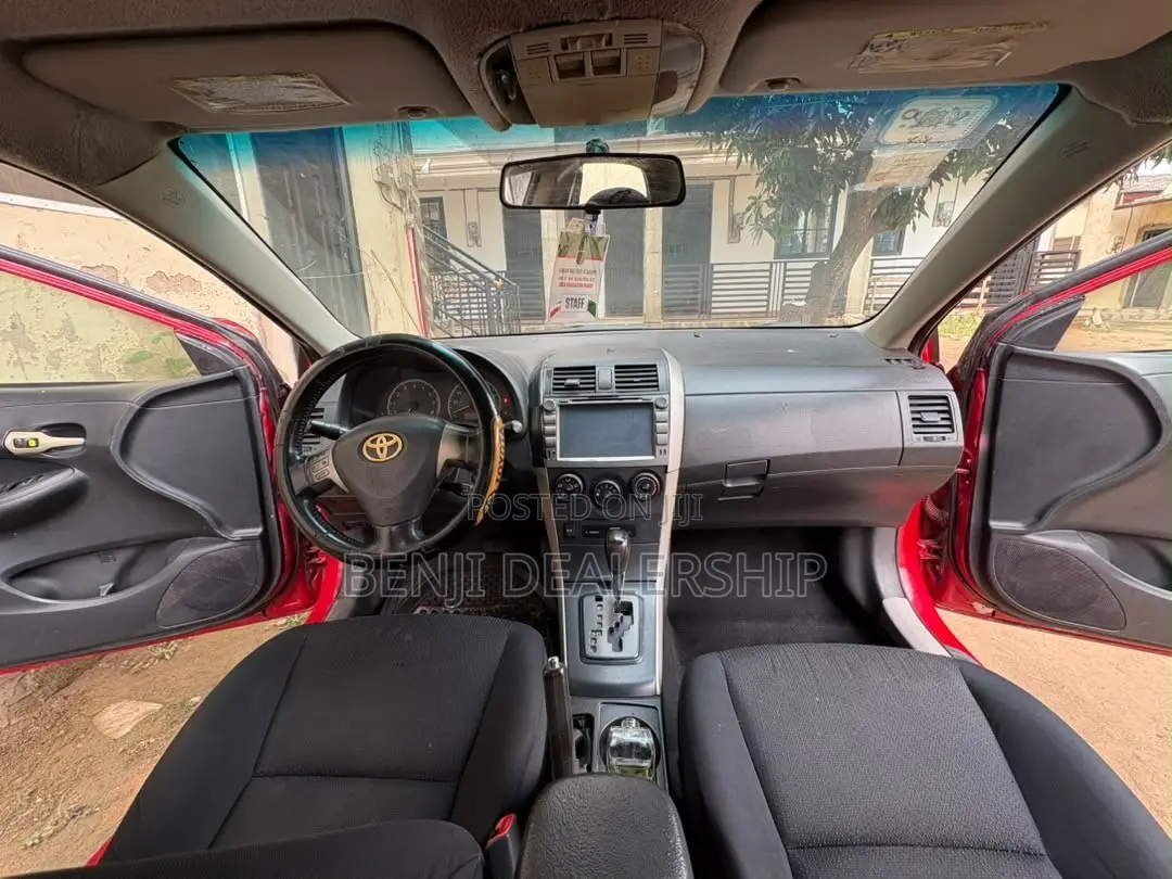 Toyota Corolla 2010 Red
