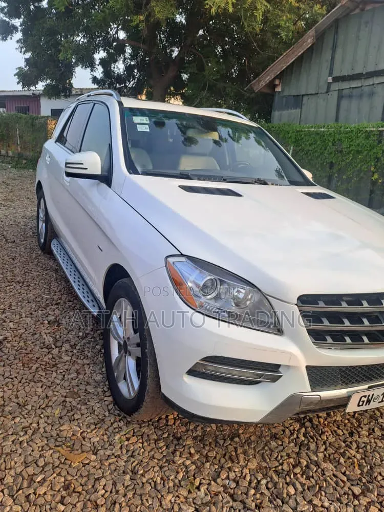 Mercedes-Benz M Class 2012 White