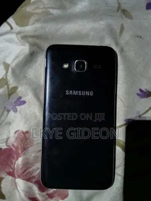 Samsung Galaxy J3 8 GB Black