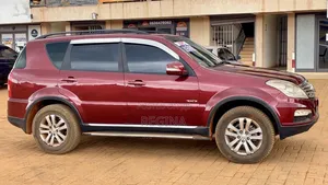 SsangYong Rexton 2013