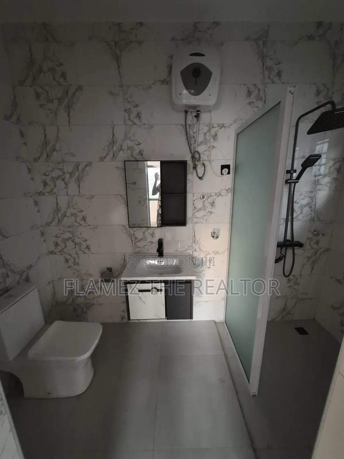 3bdrm House in Amasaman Kpobikope for sale