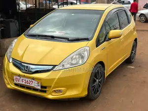 Honda Fit 2014 Yellow