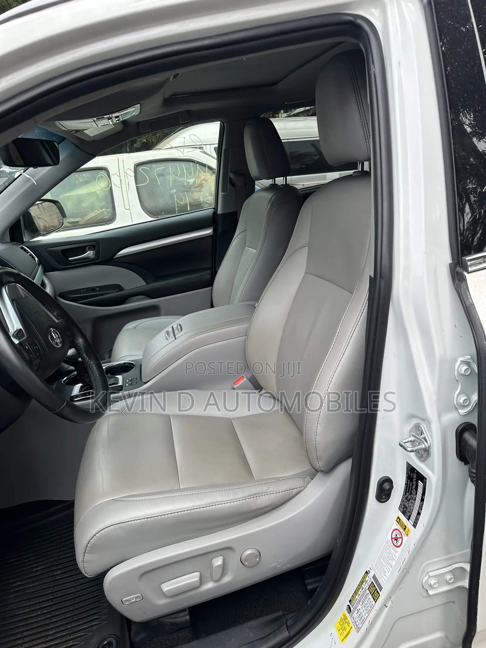 Toyota Highlander XLE 2019 White