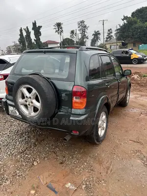 Toyota RAV4 Base FWD 2001 Green