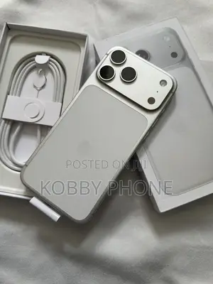 New Apple iPhone 17 Pro Max 256 GB Silver