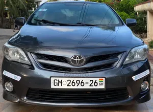 Toyota Corolla 2013 Gray
