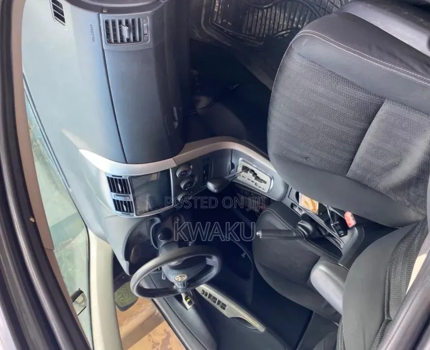 Toyota Corolla 2013 Gray