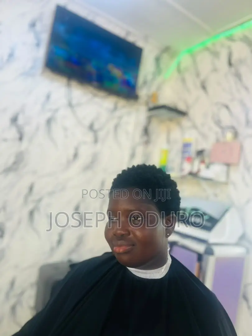 Barber Needed Comes With Free Accommodation