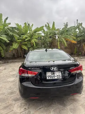Hyundai Elantra 2012 Gray