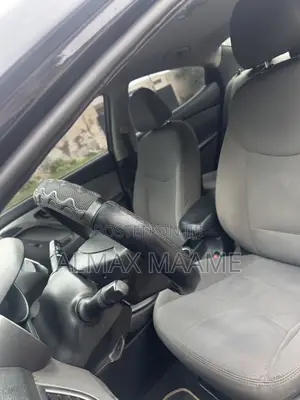 Hyundai Elantra 2012 Gray