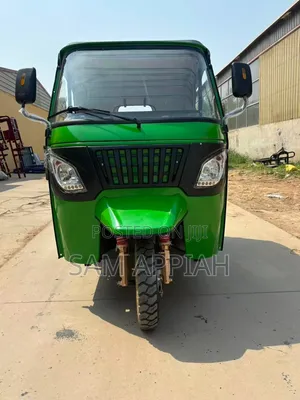 New Motorcycle 2025 Green