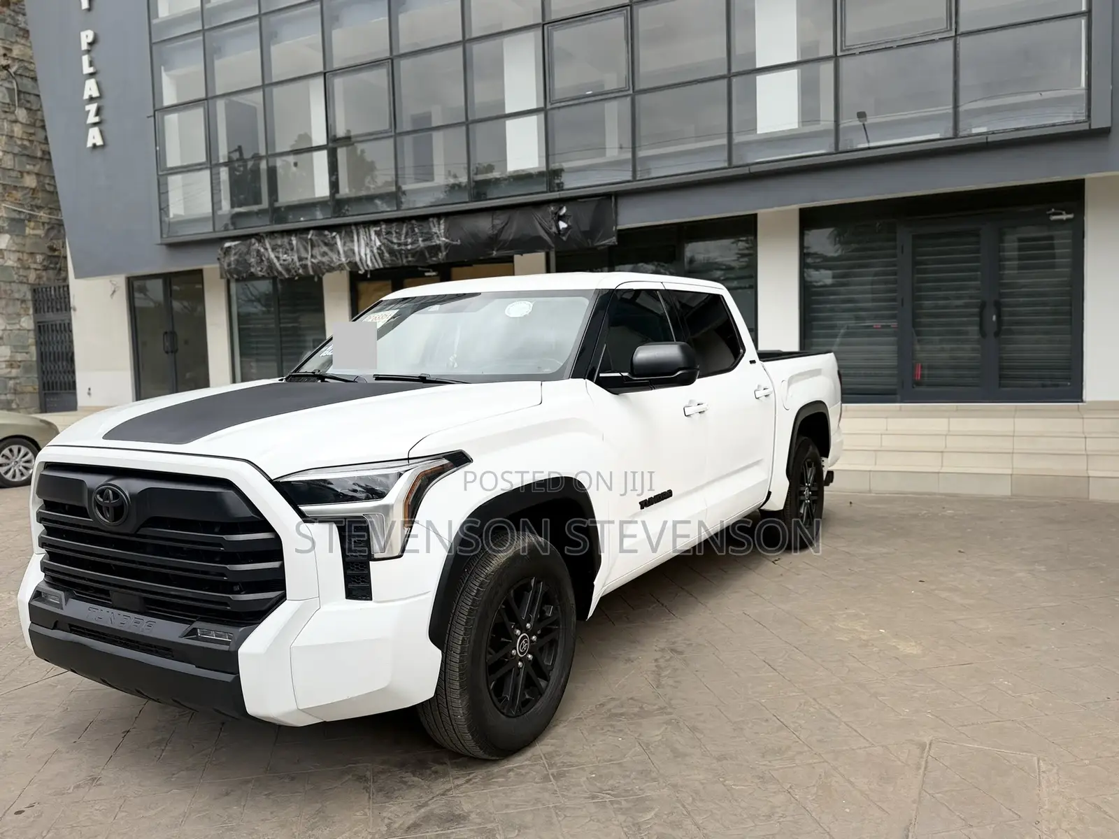 Toyota Tundra 1794 5.7L V8 4x4 CrewMax 5.6 ft. box 145.7 in. WB 2020