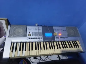 Yamaha E295