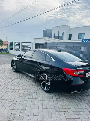 Honda Accord Sport 2.0T 2018 Black