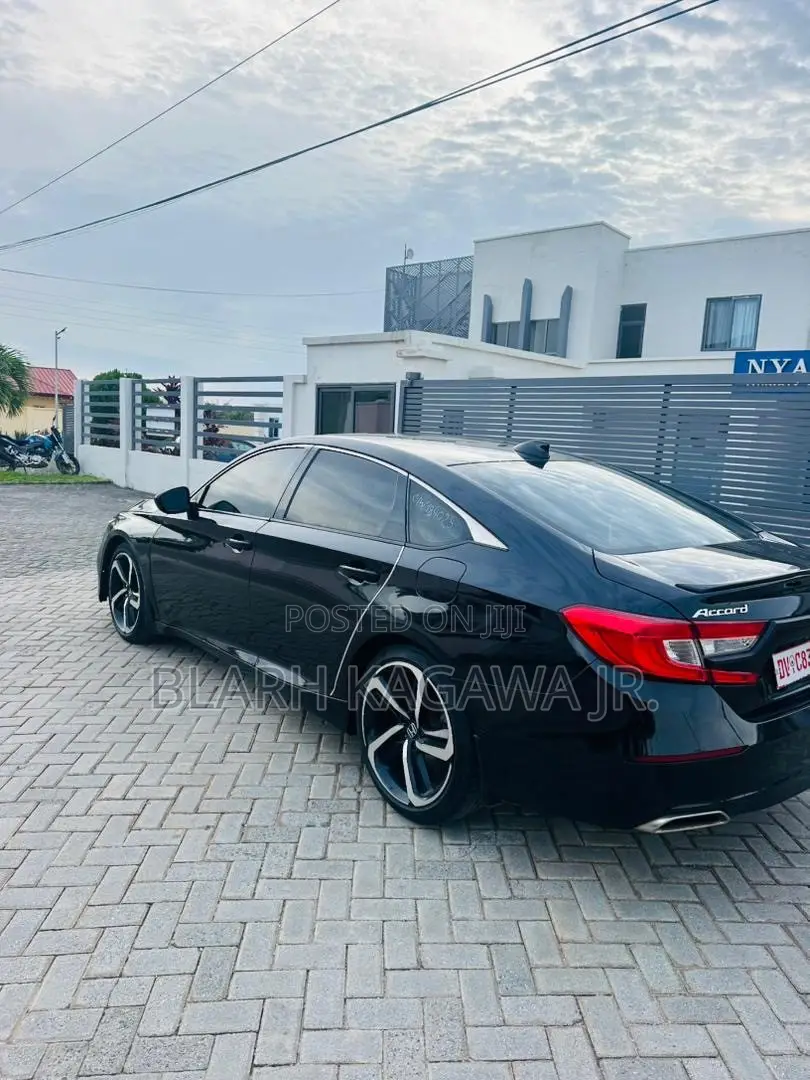 Honda Accord Sport 2.0T 2018 Black