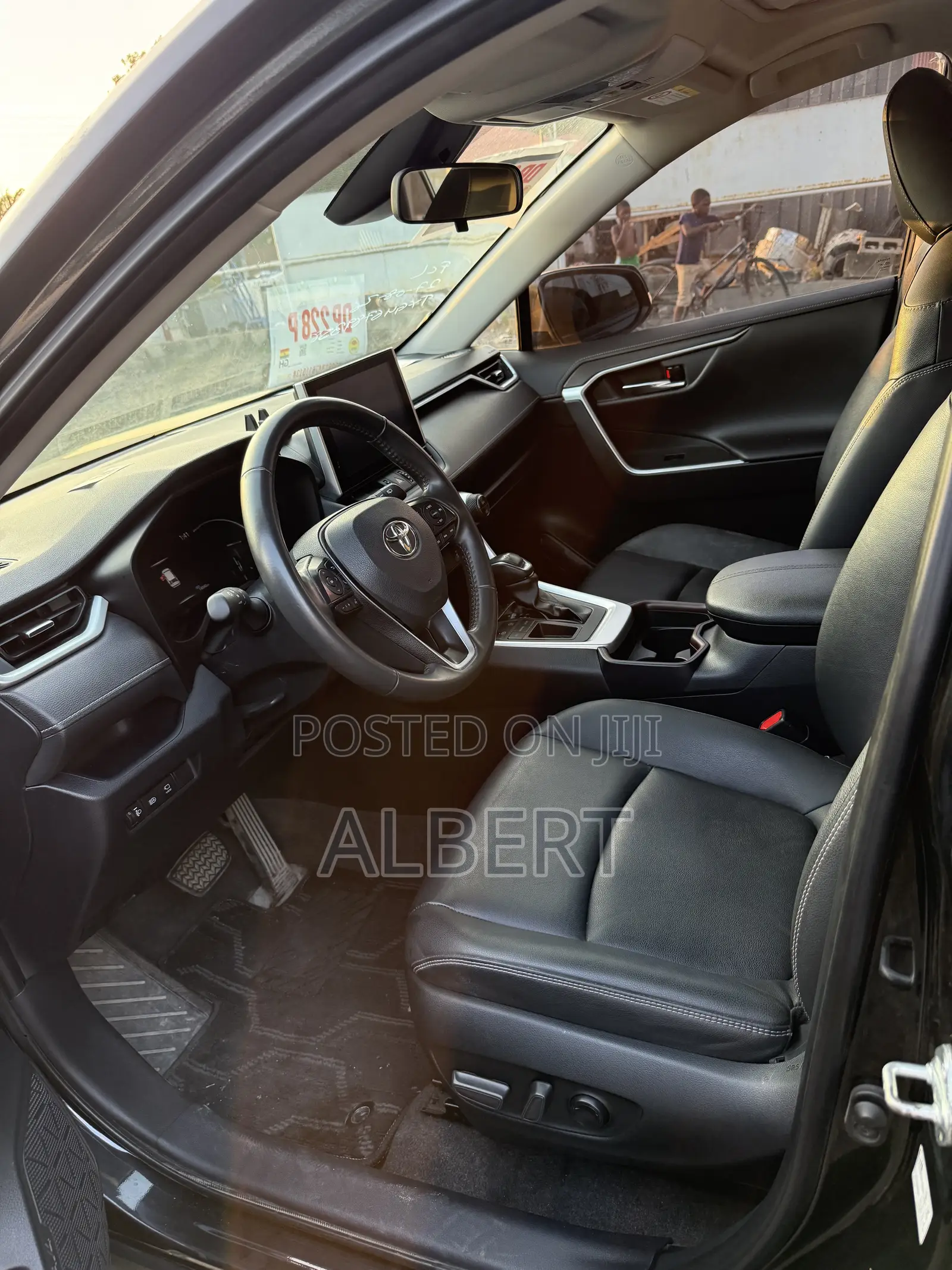 Toyota RAV4 XLE Premium AWD 2023 Black