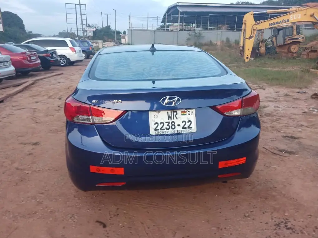 Hyundai Elantra GLS Sedan FWD (1.8L 4cyl 6M) 2013 Blue
