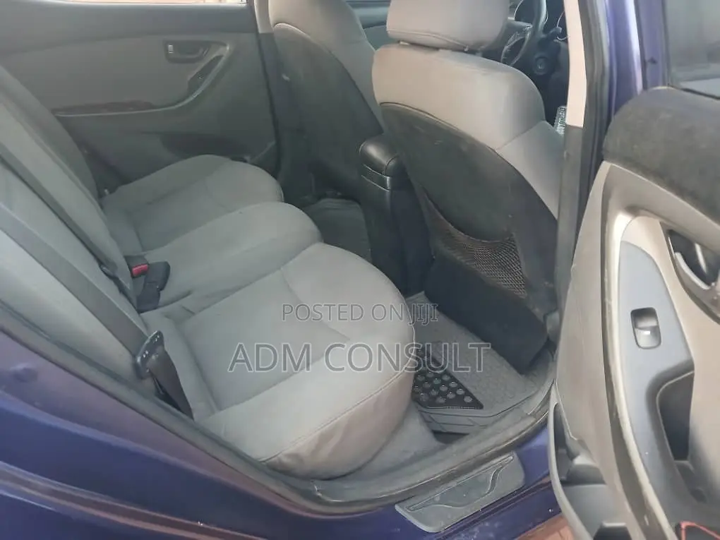 Hyundai Elantra GLS Sedan FWD (1.8L 4cyl 6M) 2013 Blue