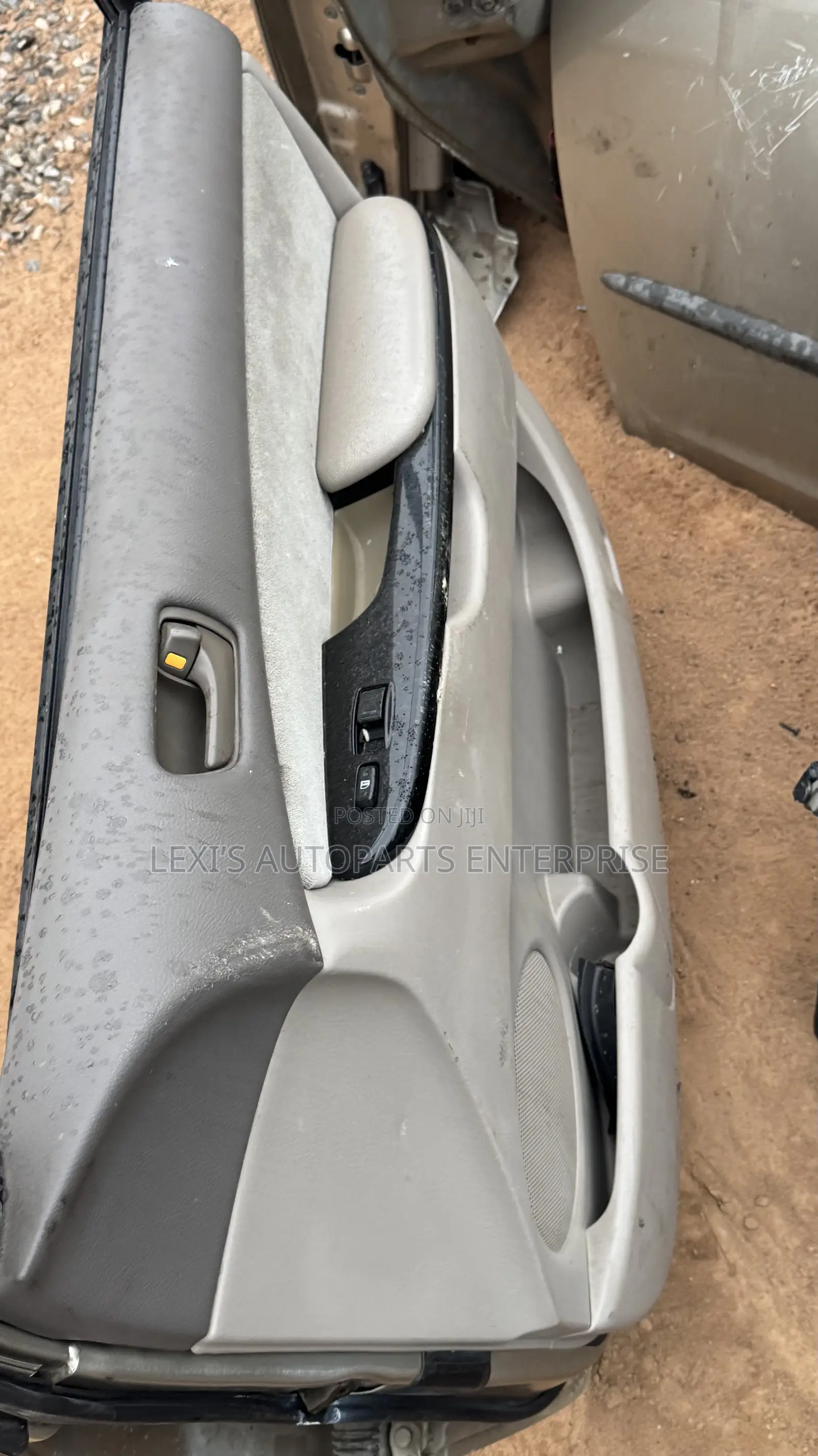 Toyota Sienna 2005,2006,2007,2008,2009,2010 Doors Set Available