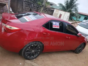 Toyota Corolla 2014 Red