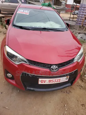 Toyota Corolla 2014 Red