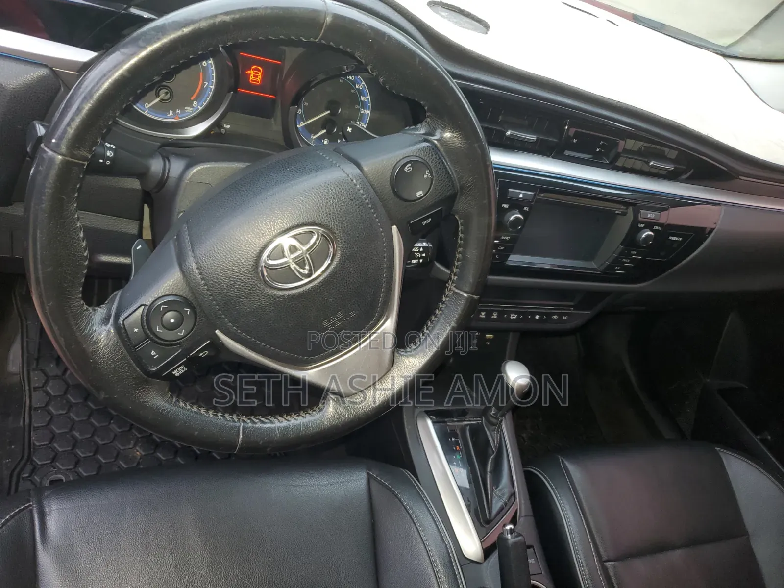 Toyota Corolla 2014 Red