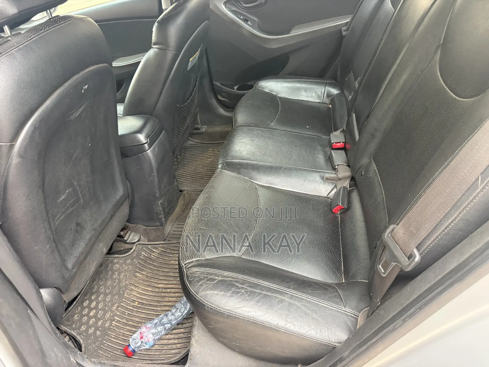 Hyundai Elantra GLS Sedan FWD (1.8L 4cyl 6M) 2013 Silver