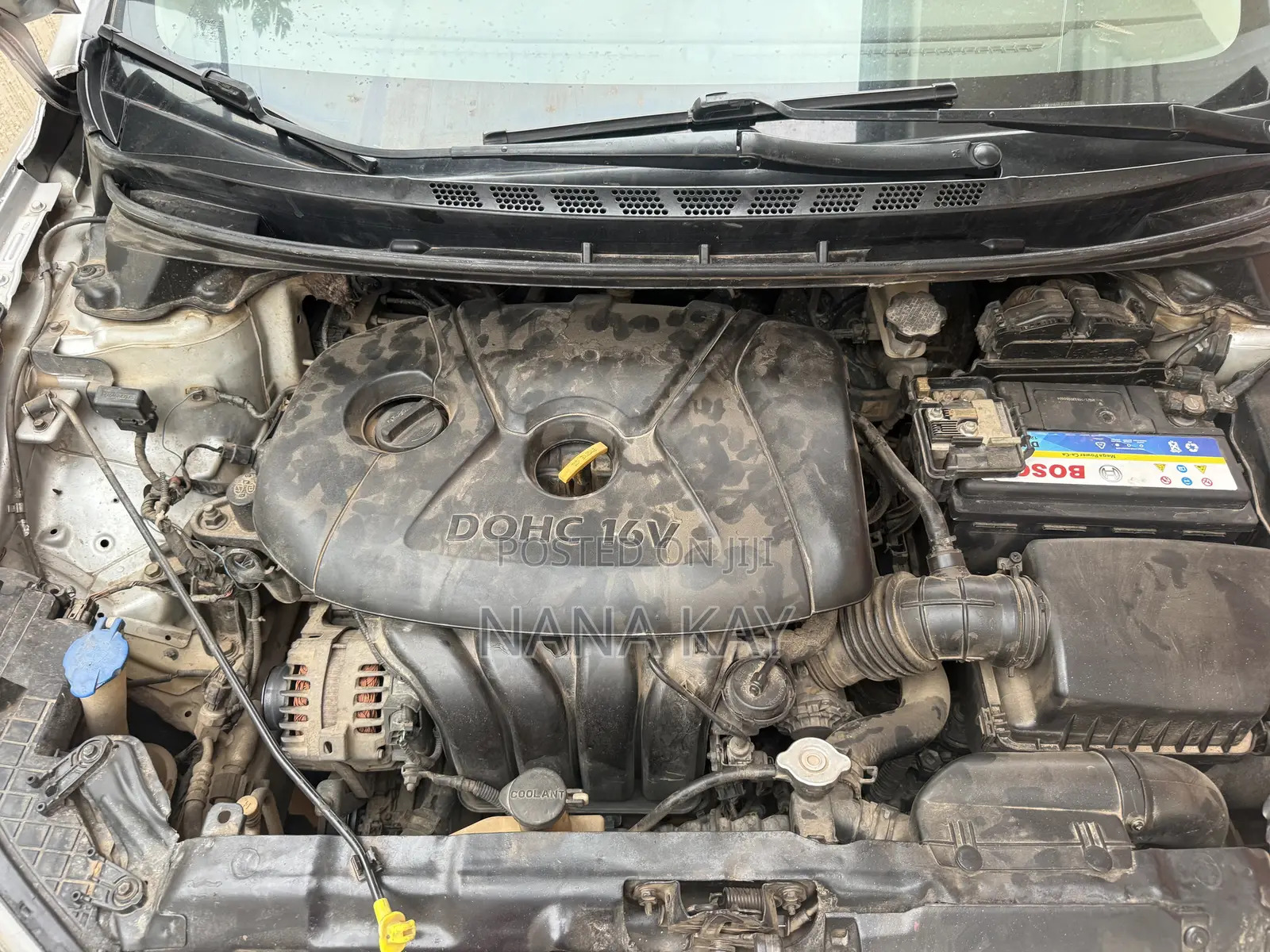 Hyundai Elantra GLS Sedan FWD (1.8L 4cyl 6M) 2013 Silver