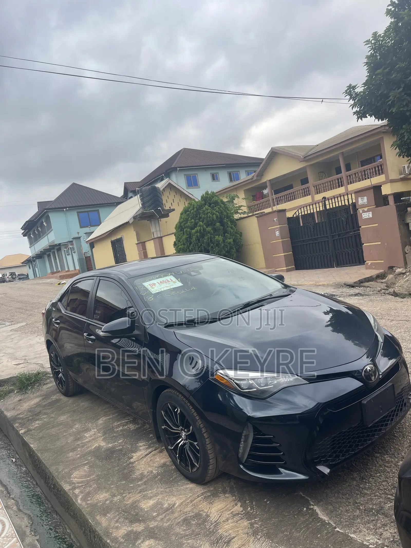 Toyota Corolla SE (1.8L 4cyl 6M) 2018 Blue