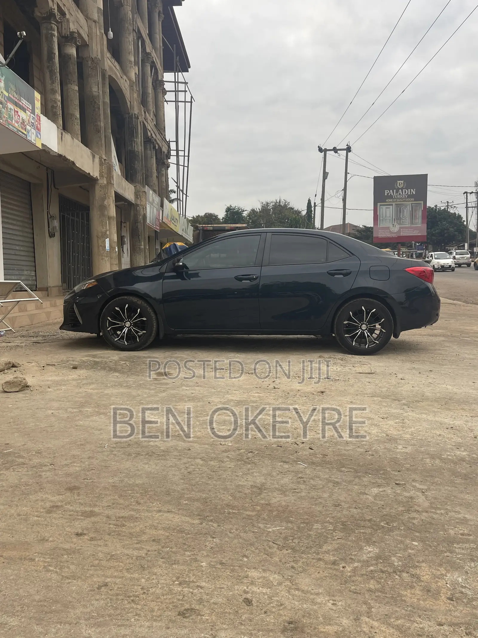 Toyota Corolla SE (1.8L 4cyl 6M) 2018 Blue