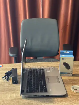 Laptop HP EliteBook 820 G3 8GB Intel Core i5 SSD 256GB