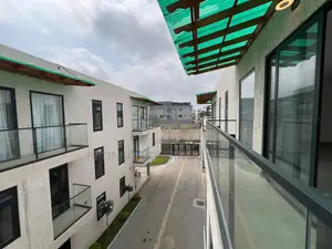 4bdrm Townhouse / Terrace in Bronko Housing, American House for rent