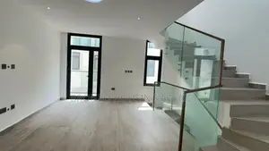 4bdrm Townhouse / Terrace in Bronko Housing, American House for rent