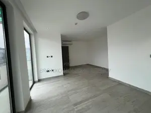 4bdrm Townhouse / Terrace in Bronko Housing, American House for rent
