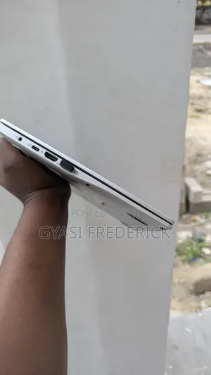 Laptop Acer Switch 3 8GB AMD Ryzen 5 SSD 1T