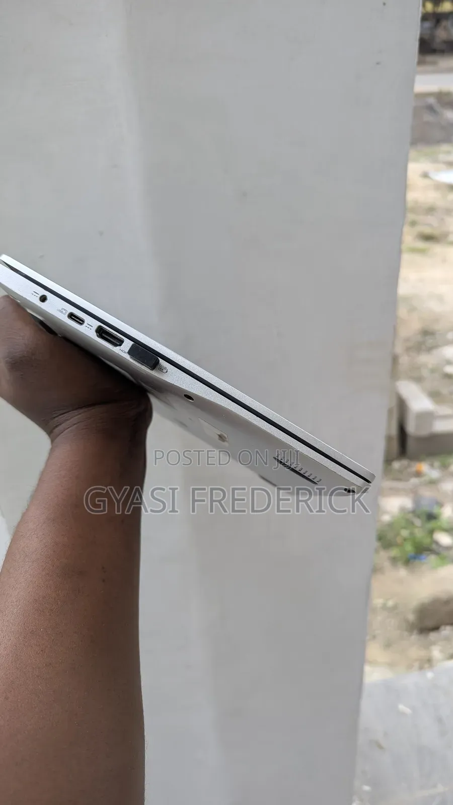 Laptop Acer Switch 3 8GB AMD Ryzen 5 SSD 1T