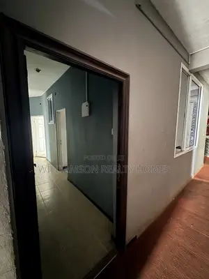 3bdrm Apartment in Community 18 Road, Spintex for rent
