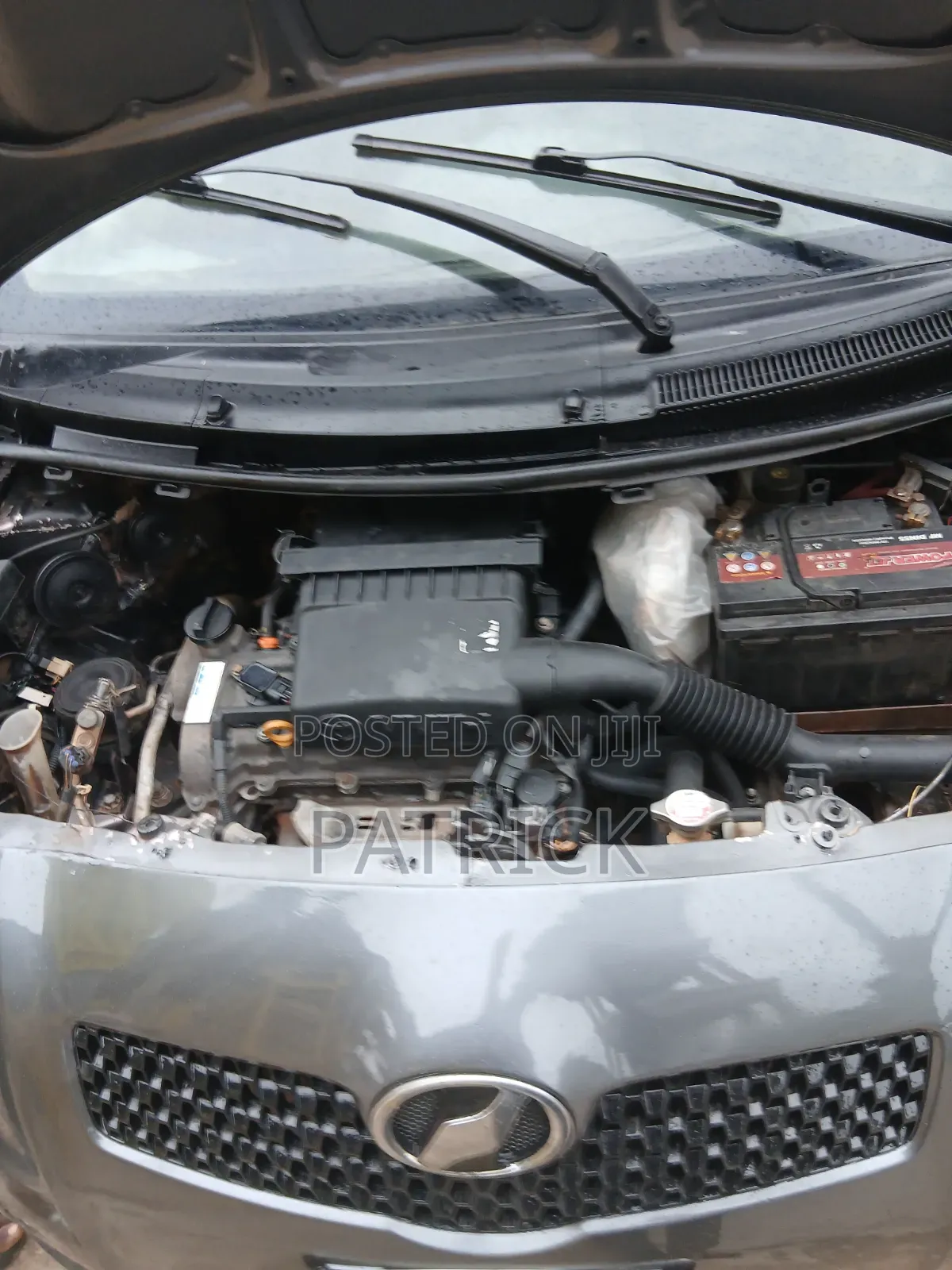 Toyota Vitz 2010 Gray