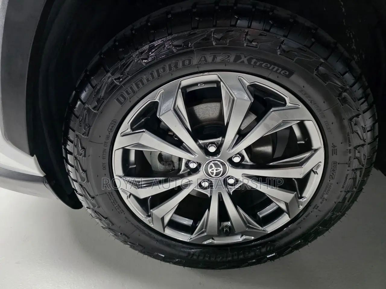 Toyota RAV4 XLE AWD 2023 White