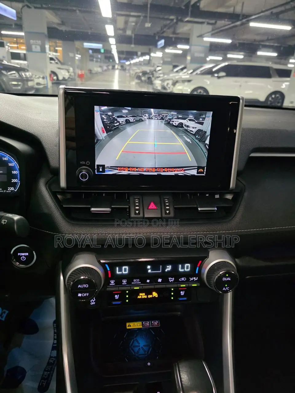 Toyota RAV4 XLE AWD 2023 White