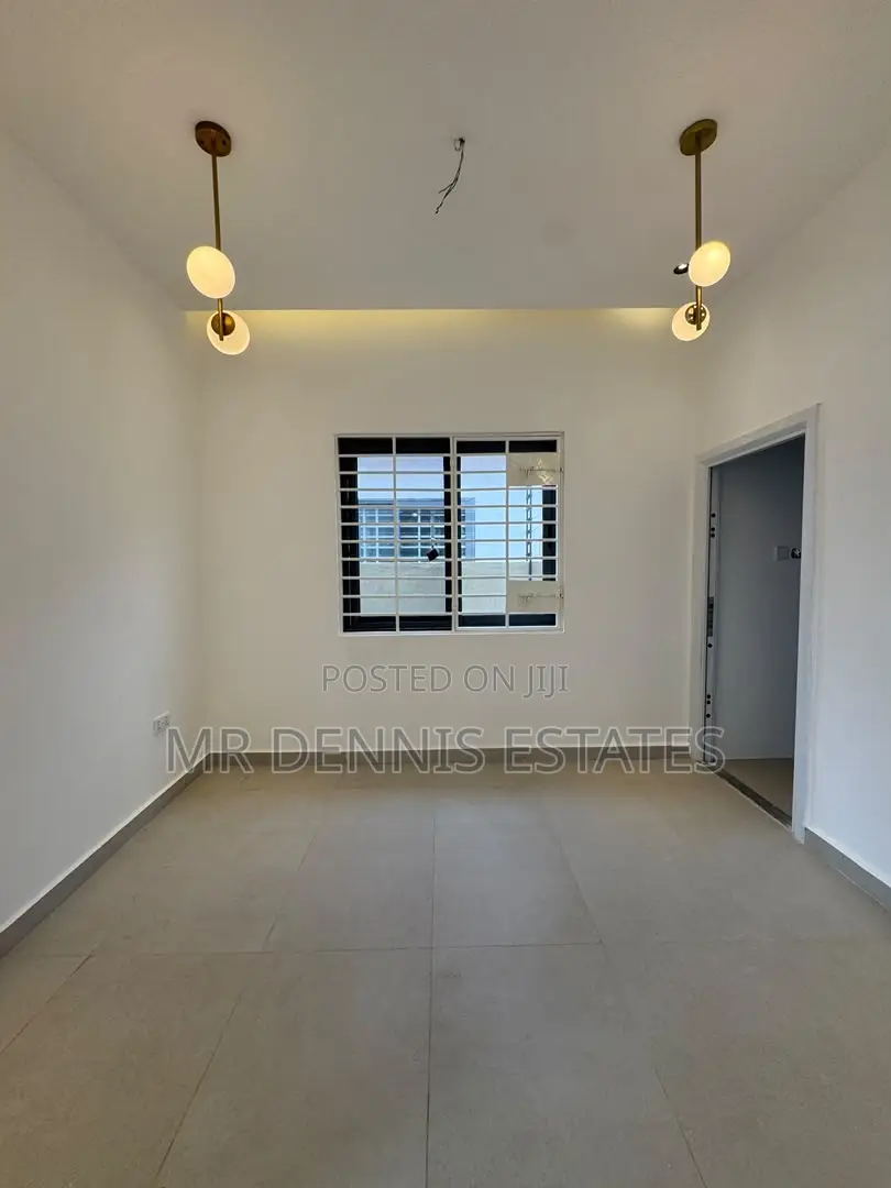 3bdrm House in Ablekuma - Pokuase for sale