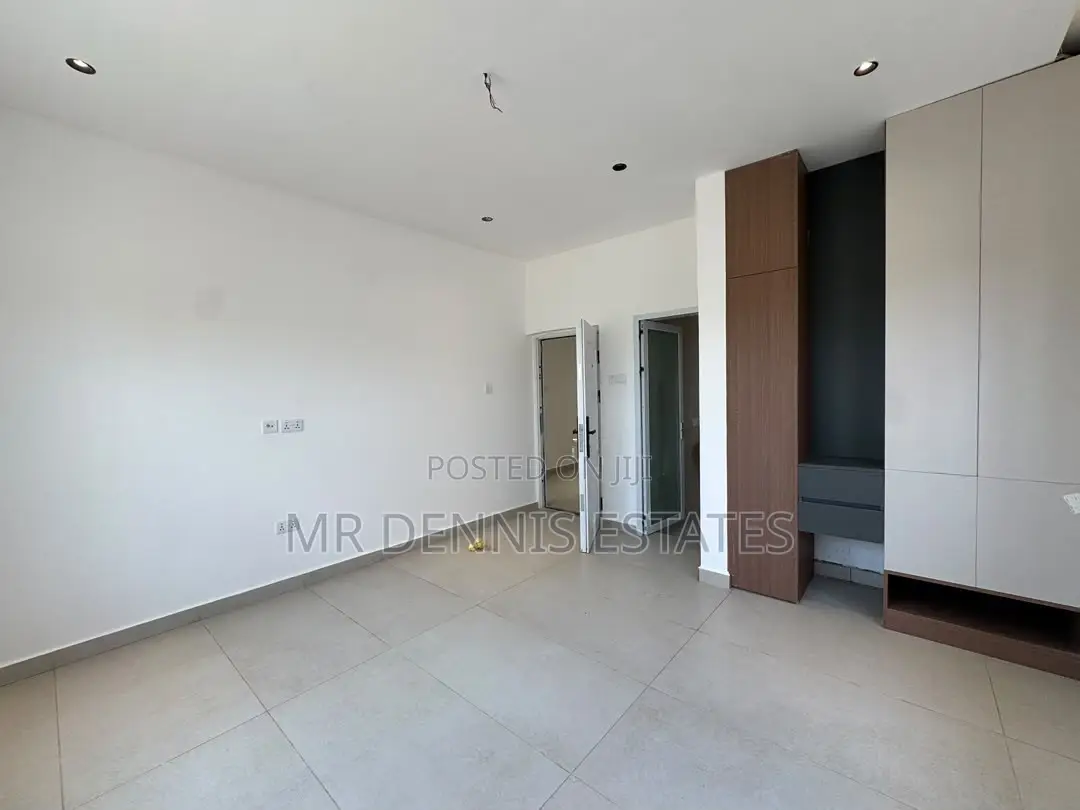 3bdrm House in Ablekuma - Pokuase for sale