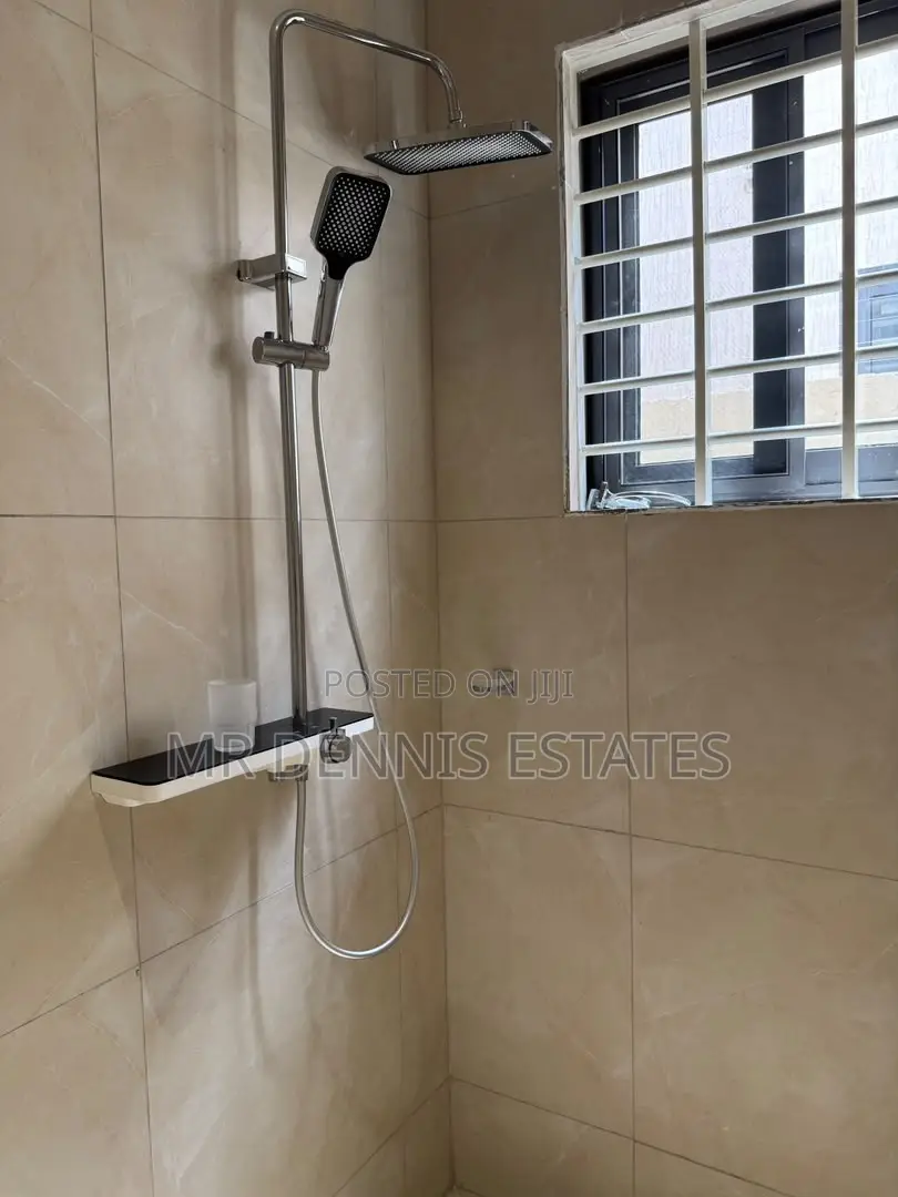 3bdrm House in Ablekuma - Pokuase for sale