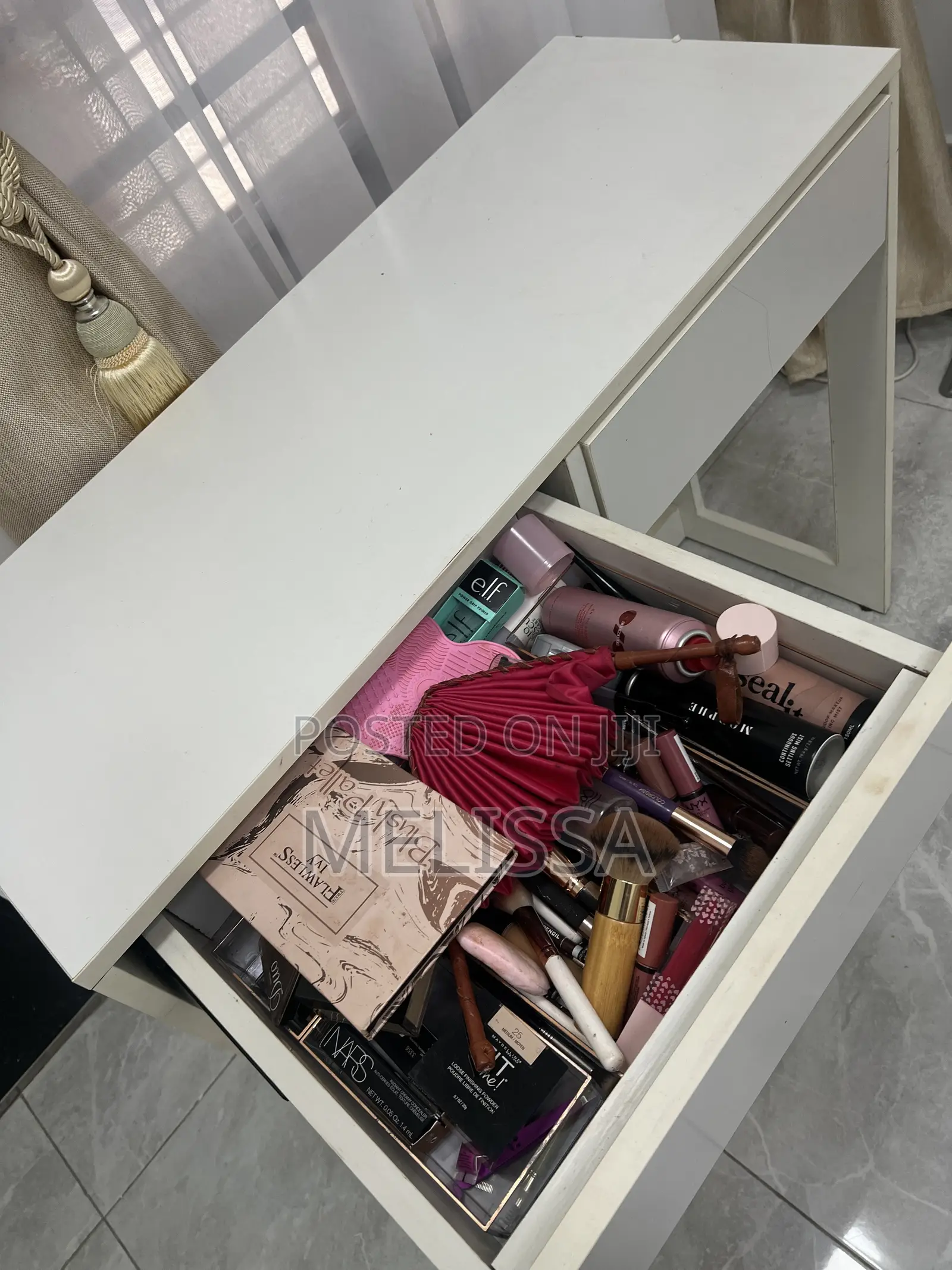 Dressing Table/Vanity/Desk