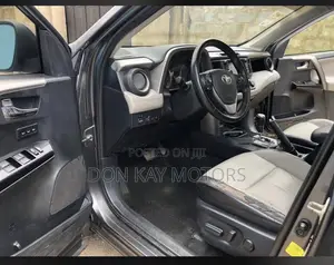 Toyota RAV4 Limited FWD (2.5L 4cyl 6A) 2016 Black