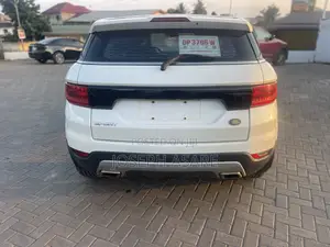 Land Rover Range Rover 2017 White